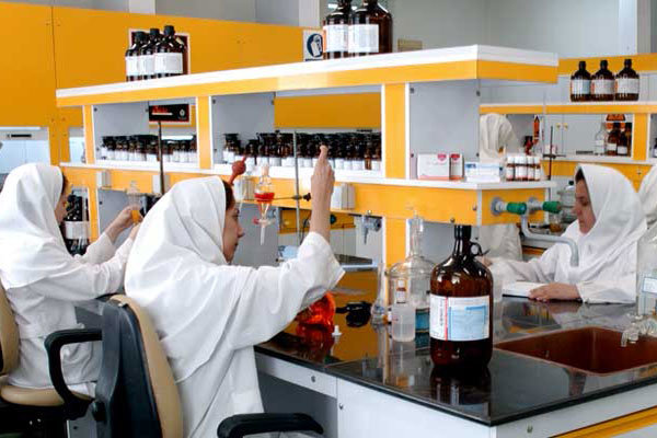 دانشگاه علوم پزشکی تهران دستیار داروسازی در مراقبت ویژه می‌پذیرد