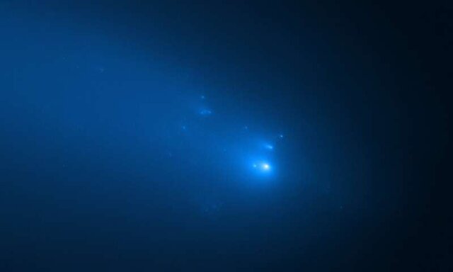  عبور مدارگرد خورشیدی از میان دُم دنباله‌دار اتلس
