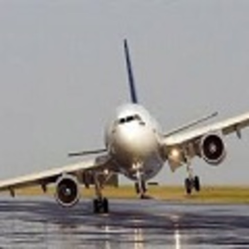 فرود اضطراری هواپیما در فرودگاه مهرآباد+علت