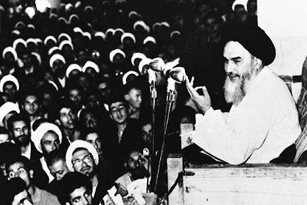 بررسی ولایت فقیه در کتاب البیع امام خمینی/نوآوری علمی امام