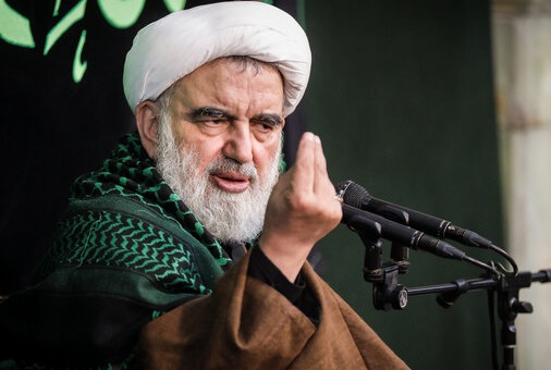 علت عدم حضور قلب در نماز/ راه نجات از درکات جهنم