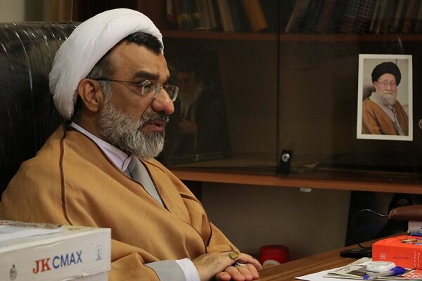 اجرای طرح گفتگو و نوشتاری حکمرانی پساکرونا در دانشگاه آزاد