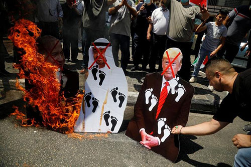 واکنش مردم فلسطین به حرکت زشت امارات+عکس