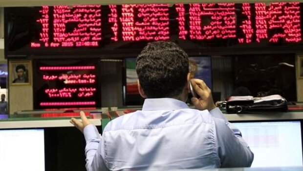 بورس امروز  هم به رنگ قرمز درآمد