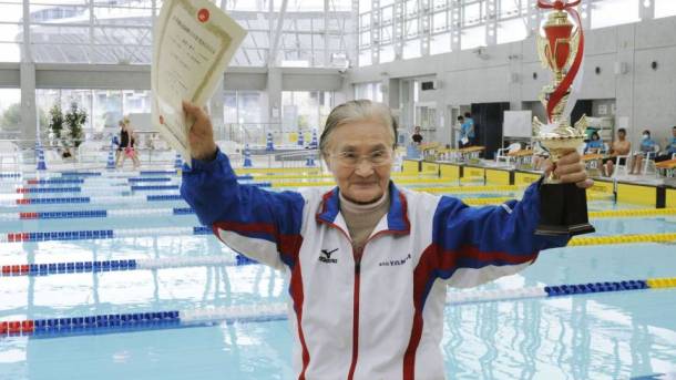 پیرزن ۱۰۰ ساله ژاپنی قهرمان جهان شد+عکس