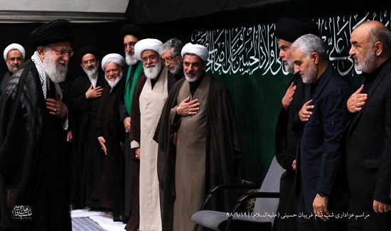 حضور سردار سلیمانی در عزاداریِ بیت رهبری +عکس