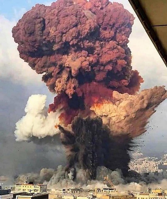 تصویر جدید از لحظه انفجار بیروت+عکس