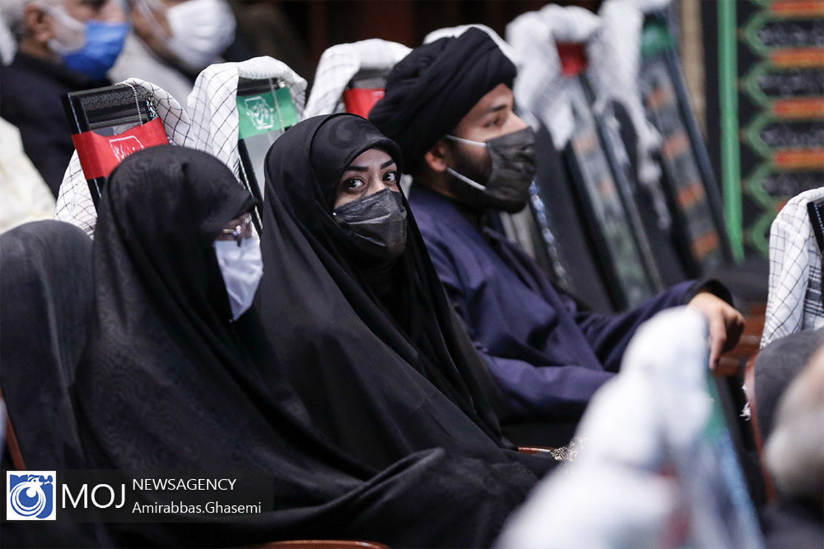 ست کردن ماسک الهام چرخنده و همسر روحانی اش +عکس 