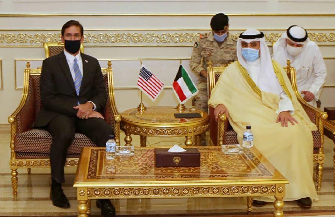 وزیر دفاع آمریکا برای دلداری به کویت رفت + عکس 