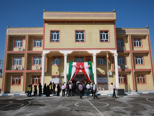 ساخت 37 درصد مدارس توسط خیران