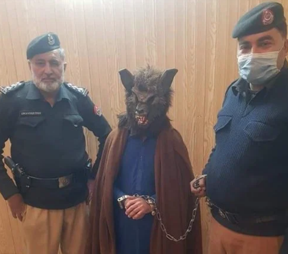 مرد گرگ نما دستگیر شد+عکس