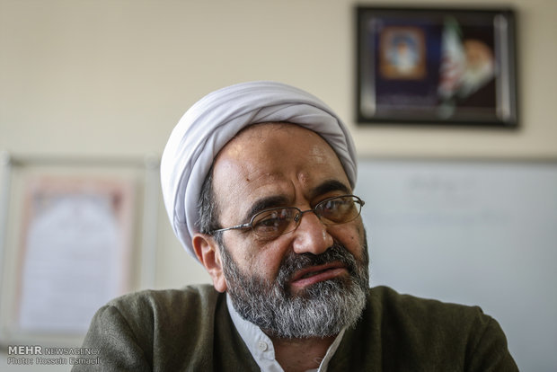 آیت‌الله مصباح نگاهی اصیل و انقلابی به انقلاب اسلامی داشت