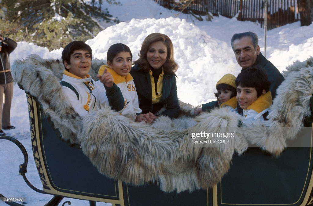 تعطیلات لاکچری شاه و خانواده اش+عکس