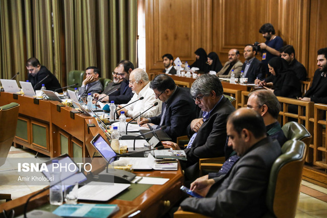 آمار ١٩ درصدی رفتار پرخطر پسران دبیرستانی و خشم بالا در دختران دانش آموز