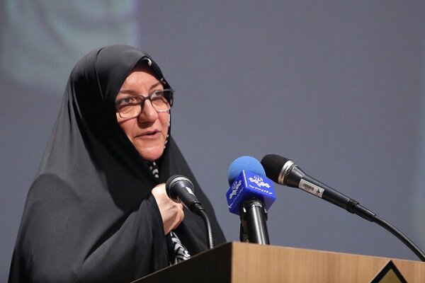 اهدای تبلت به دانشجویان کم بضاعت