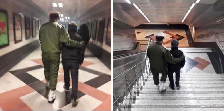 حرکت یک سرباز در مترو تهران اشک همه را در آورد+عکس