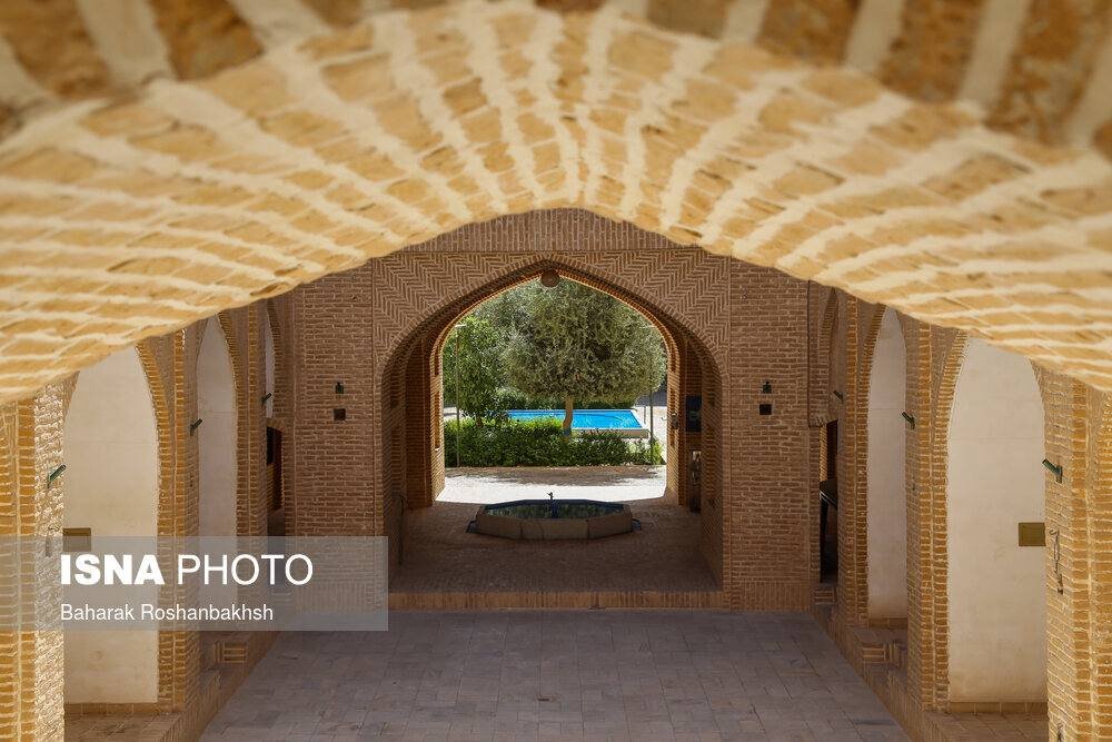 بازگشایی مدرسه خان یزد بعد از نیم قرن+عکس