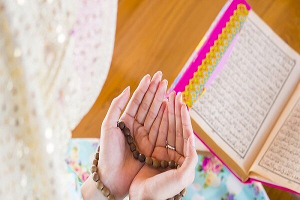 نماز حاجت که خواندن آن در پنجشنبه‌های ماه شعبان سفارش شده است