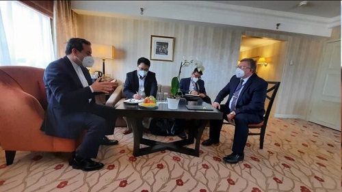 میز مخصوص مذاکرات ایران+عکس