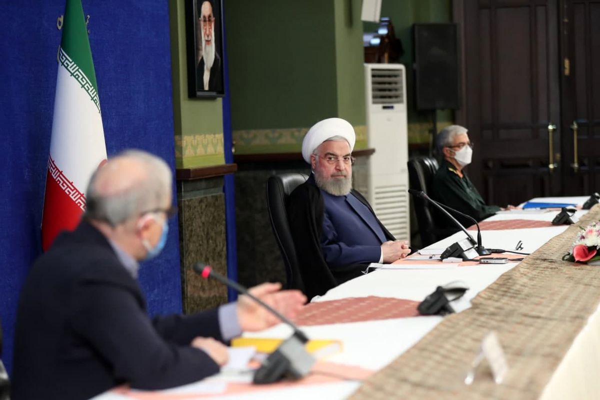 نگاه عصبانی روحانی به وزیرش+عکس