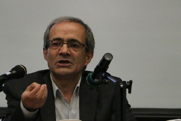 لیبرال های ایرانی تن به یک ناسیونالیسم تک ذهنی می دهند