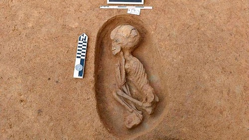 کشف قبر کودکان در مصر باستان+عکس