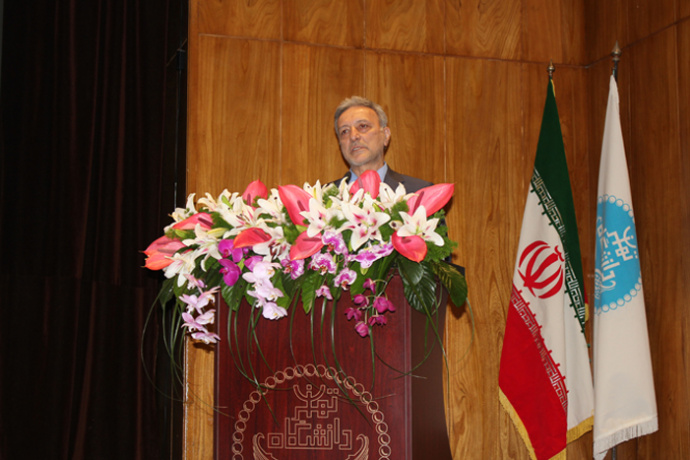 آموزش الکترونیکی دغدغه اصلی همه ارکان دانشگاه تهران است