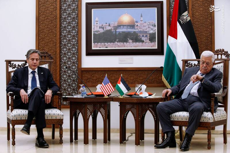 محمود عباس وزیر خارجه آمریکا را تحقیر کرد+عکس