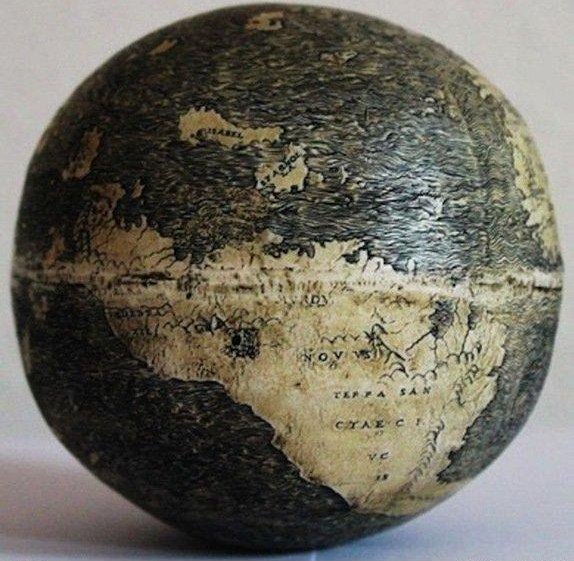 قدیمی ترین کره جغرافیایی روی تخم شترمرغ+عکس