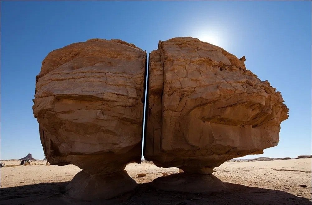صخره عجیب در عربستان +عکس