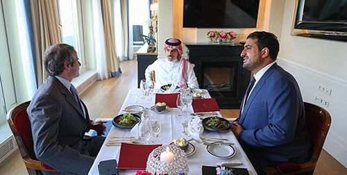 میز نهار ضد ایرانی وزیر خارجه عربستان جنجالی شد+عکس