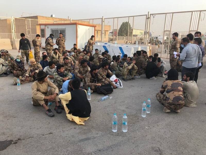 سربازان افغانستان به ایران پناه آوردند+عکس