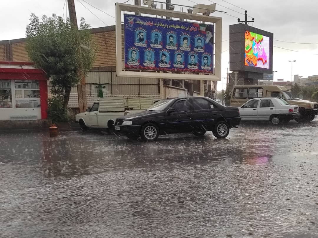 باران شدید تابستانی در بانه+عکس