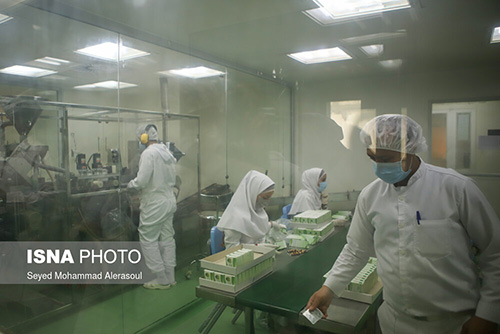 افتتاح خط تولید داروی ضد کرونا در مشهد+عکس